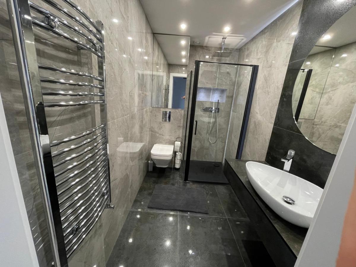 Apartament Luxlook Nowy Sącz エクステリア 写真